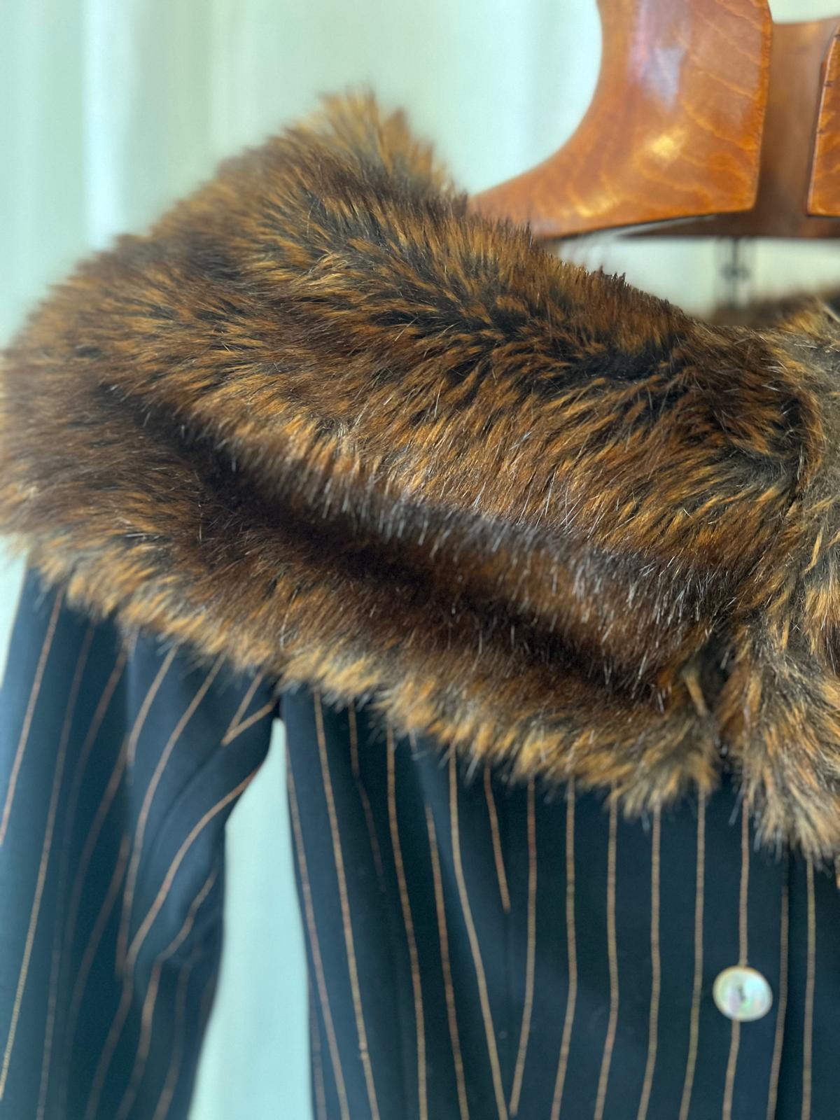 Plein Sud Paris – Black Pinstripe Blazer with Luxe Fur Collar