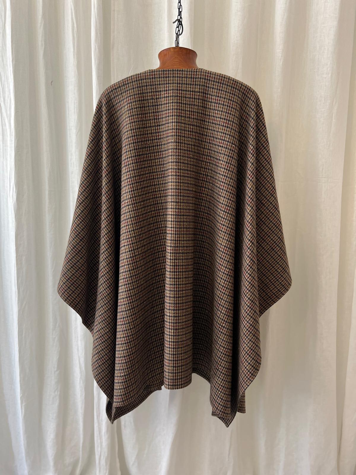 Ted Lapidus Paris Wool Cape – Houndstooth Check – Preloved