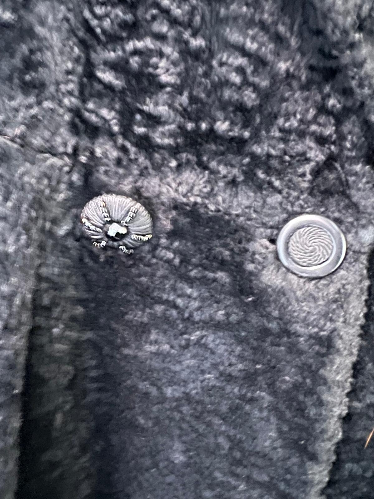 Pianoforte di MaxMara – Black Textured Plush Jacket with Sculpted Buttons