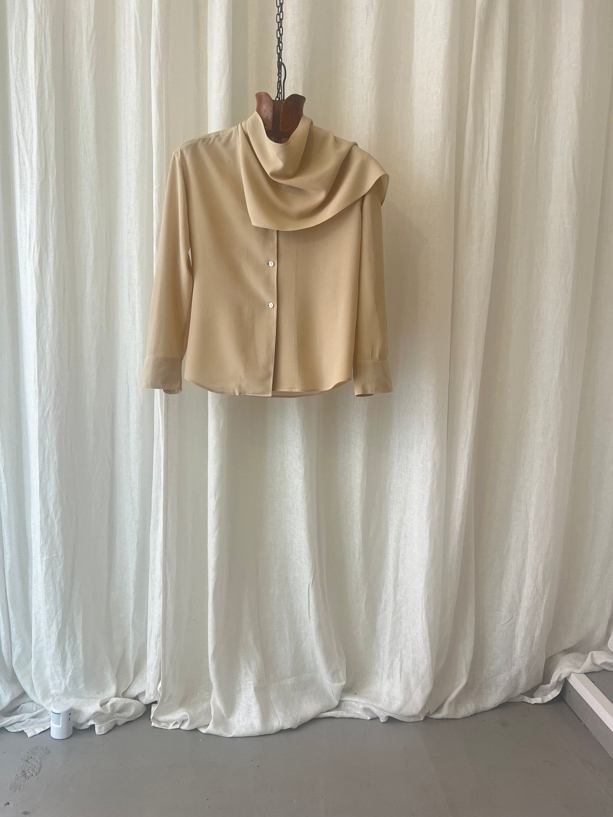 PRELOVED — Ivory Silk Scarf Blouse