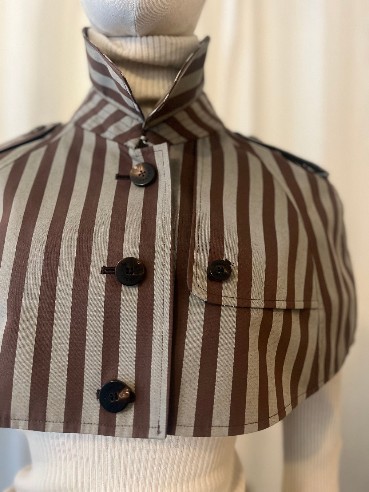 BURBERRY LONDON — Striped Cropped Trench Cape
