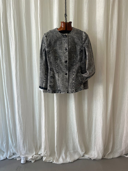 QUIRA — Sculpted Acid-Wash Denim Jacket