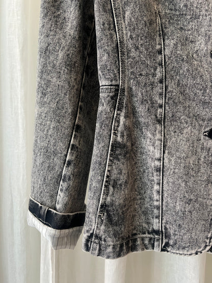 QUIRA — Sculpted Acid-Wash Denim Jacket