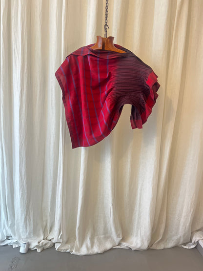 ISSEY MIYAKE FÊTE — AW2007 Asymmetric Pleated Top