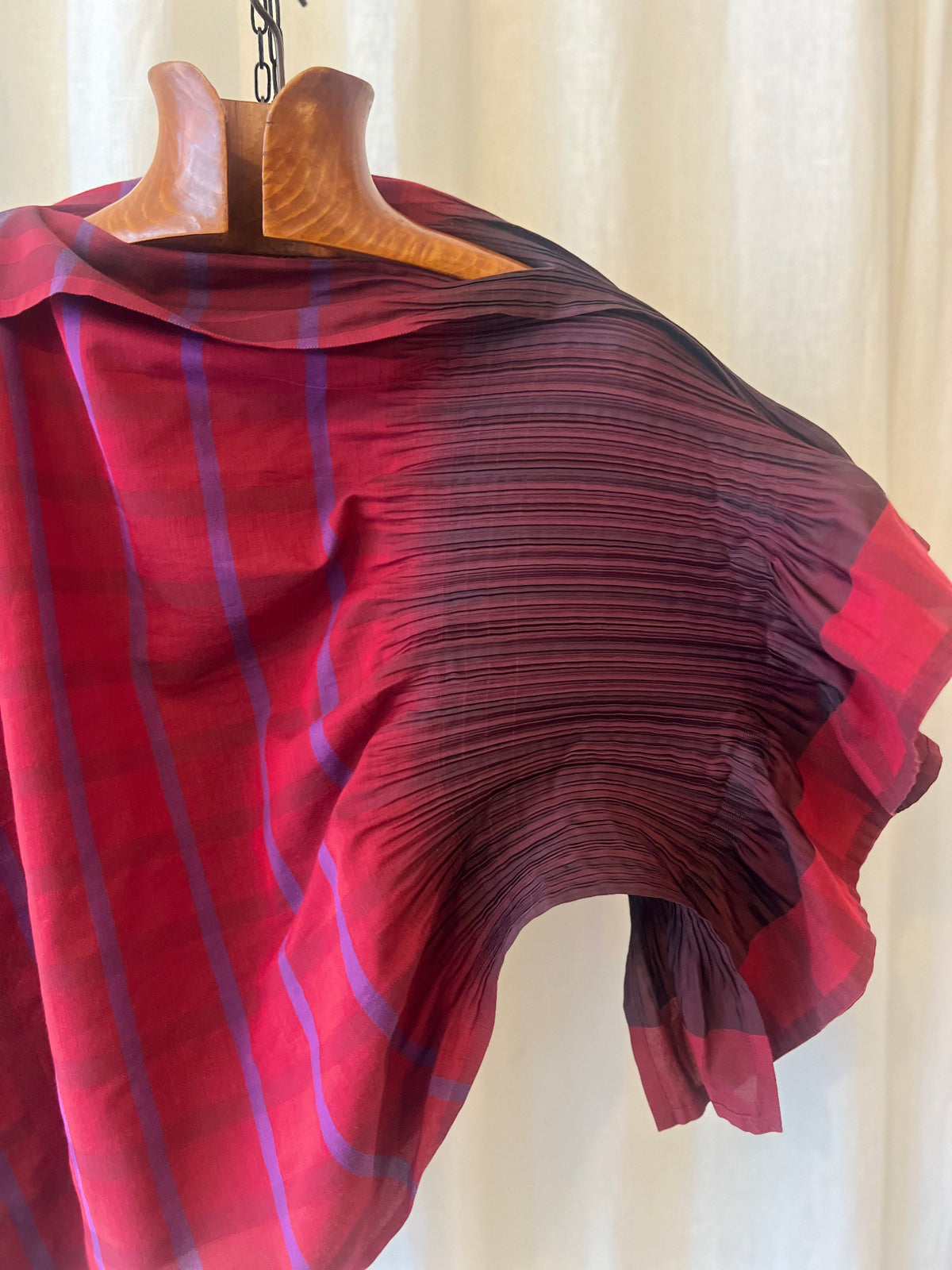 ISSEY MIYAKE FÊTE — AW2007 Asymmetric Pleated Top