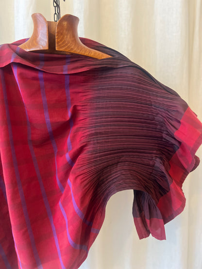 ISSEY MIYAKE FÊTE — AW2007 Asymmetric Pleated Top
