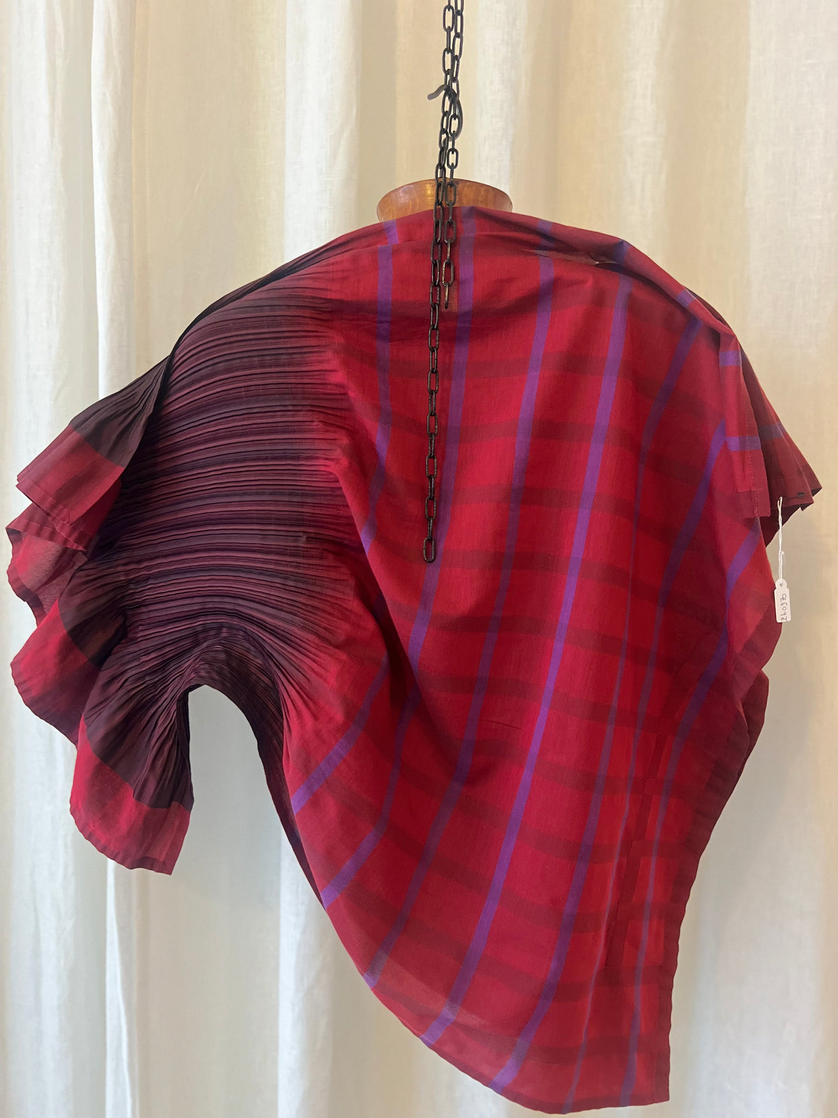 ISSEY MIYAKE FÊTE — AW2007 Asymmetric Pleated Top