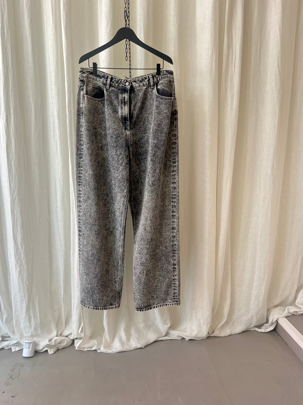 QUIRA — Acid-Wash Straight-Leg Jeans
