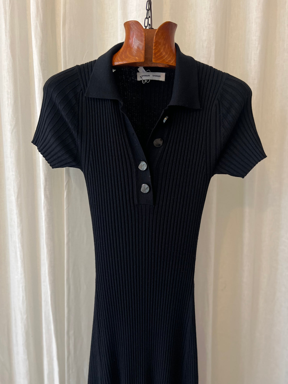 Samsøe Samsøe Ribbed Polo Midi Dress – Black
