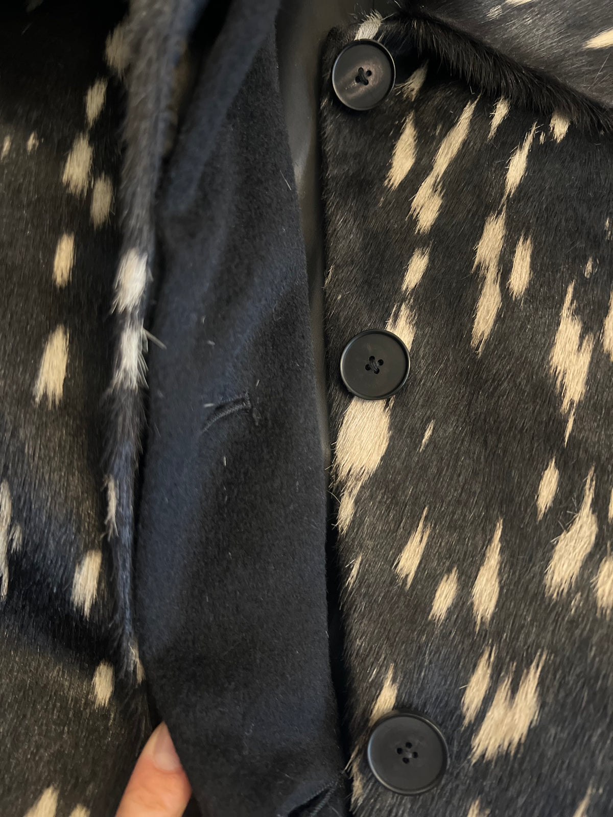 Serrer Luxury Pony Hair Patchwork Wool Coat – Black, Spotted
